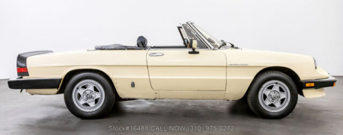 1983 Alfa Romeo Spider Convertible - photo 5