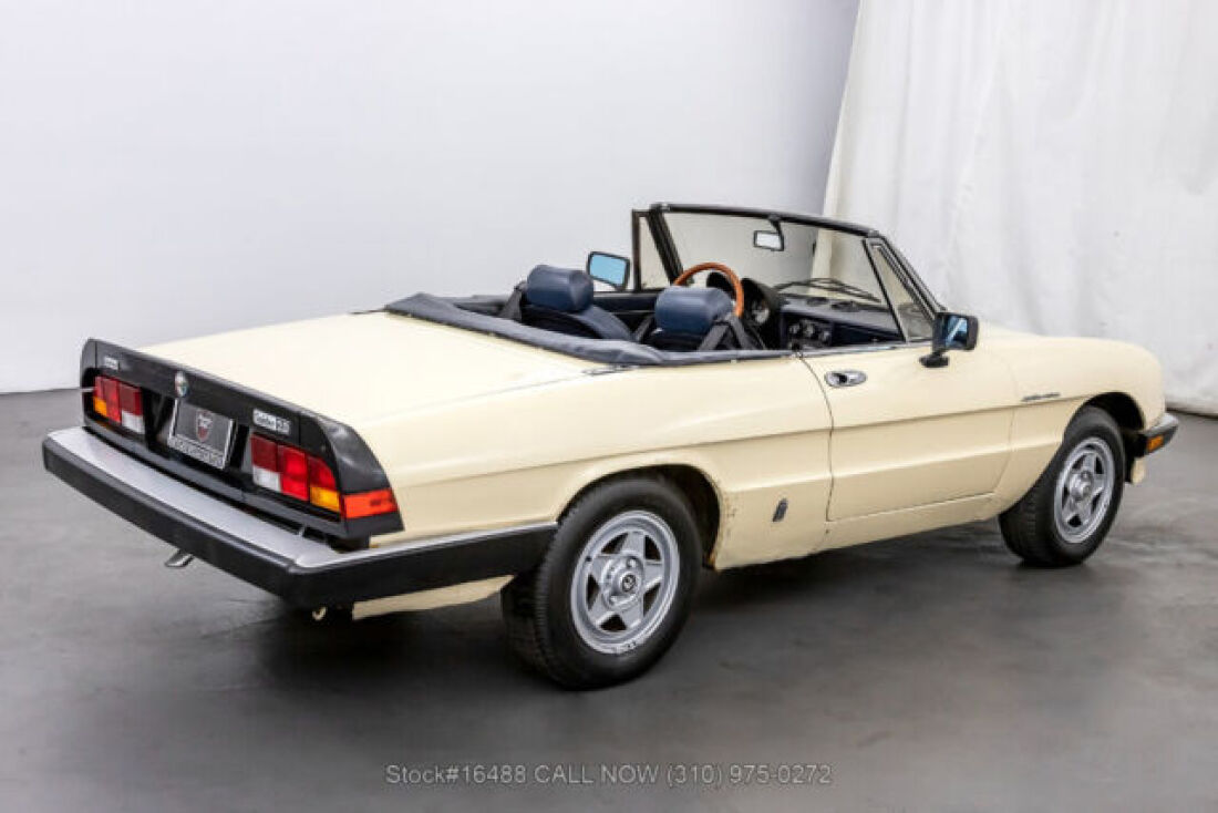 1983 Alfa Romeo Spider Convertible - photo 6