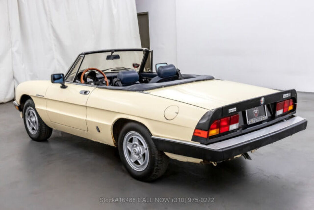 1983 Alfa Romeo Spider Convertible - photo 8