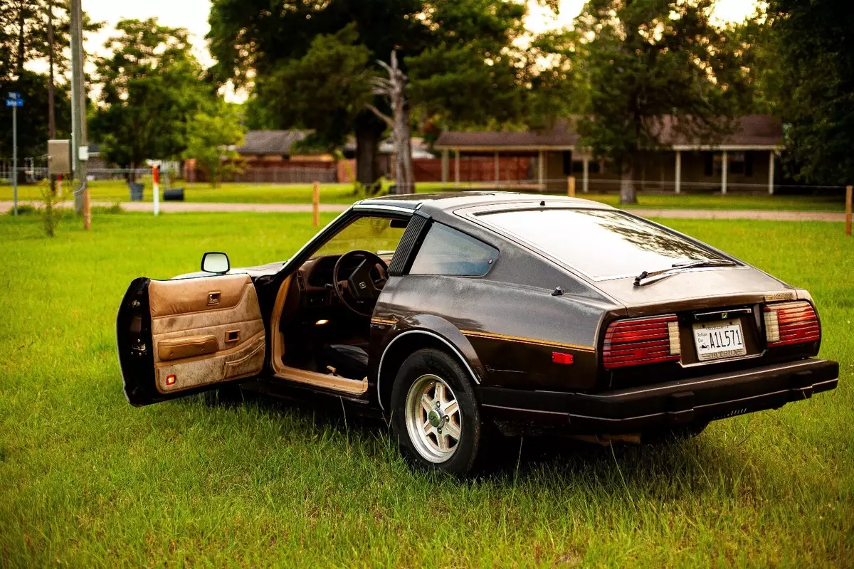 1983 Datsun 280 ZX Base