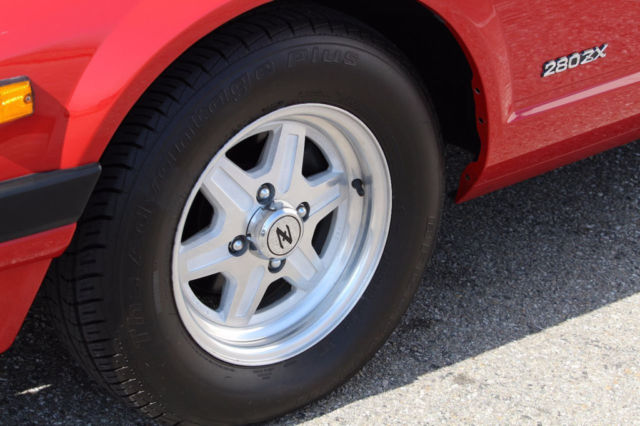 1983 Datsun Z-Series Base Coupe 2-Door - photo 9