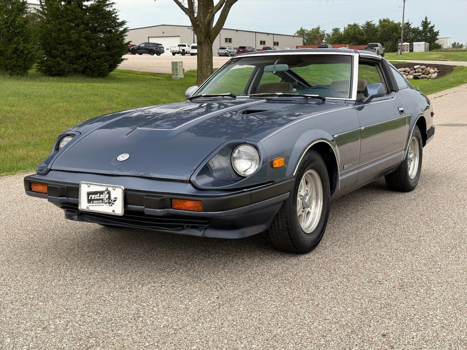 1983 Nissan 280ZX , 2.8L IL6, 5 Speed, AC, T-Tops, Gray, 69k Miles - photo 6
