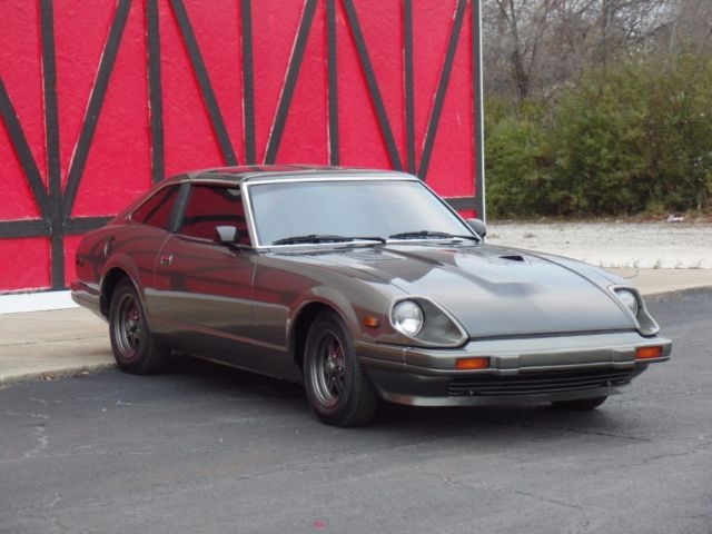 1983 Datsun 280ZX -NEW PAINT FROM THE WEST COAST-T-TOPS-DRIVES EXCEL - photo 10