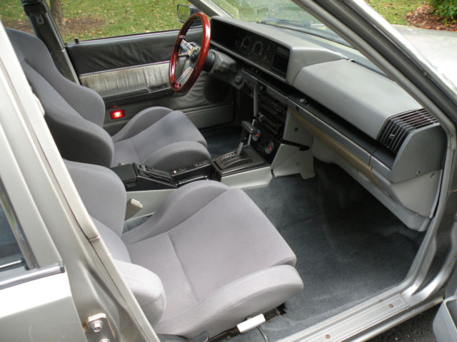 1983 Datsun 810 Maxima (Nissan - Bluebird - 910 - Skyline) - photo 13