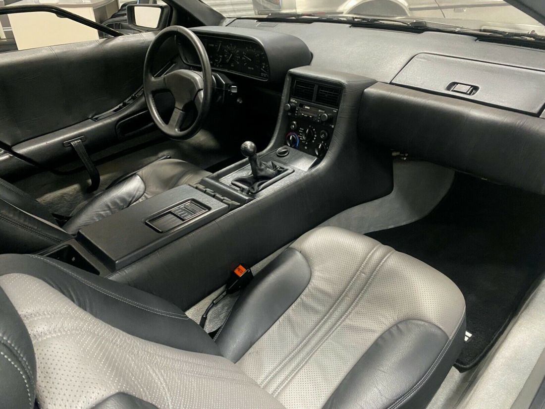 1983 DeLorean - photo 12