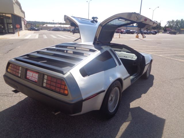 1983 DeLorean DMC-12 - photo 4
