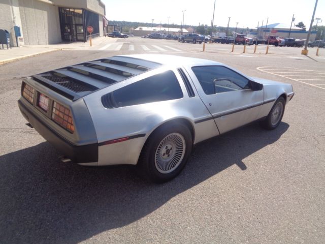 1983 DeLorean DMC-12 - photo 9
