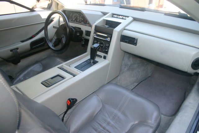 1983 DeLorean DMC 12 - photo 5