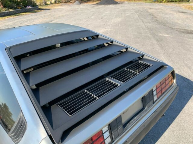 1983 DeLorean DMC-12 DMC-12 - photo 12