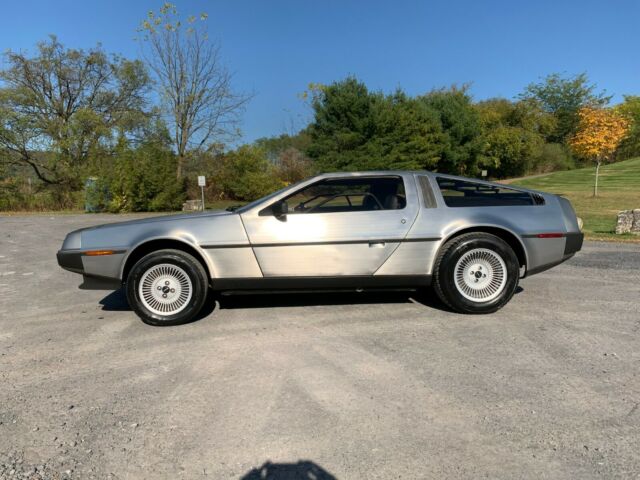 1983 DeLorean DMC-12 DMC-12 - photo 2