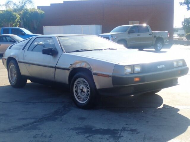 1983 DeLorean Salvage Repairable - photo 2