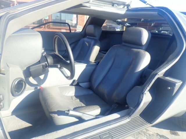 1983 DeLorean Salvage Repairable - photo 6