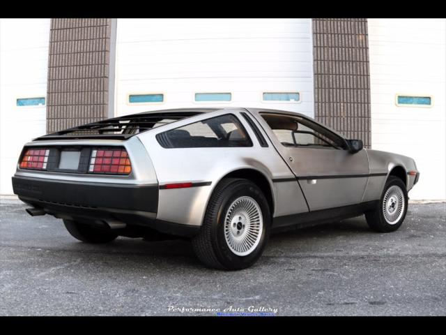 1983 DeLorean - photo 2