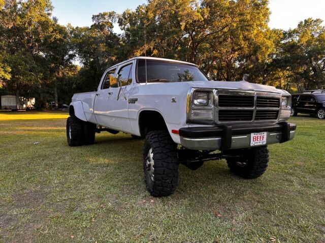 1983 Dodge Ram 3500 D300 - photo 3