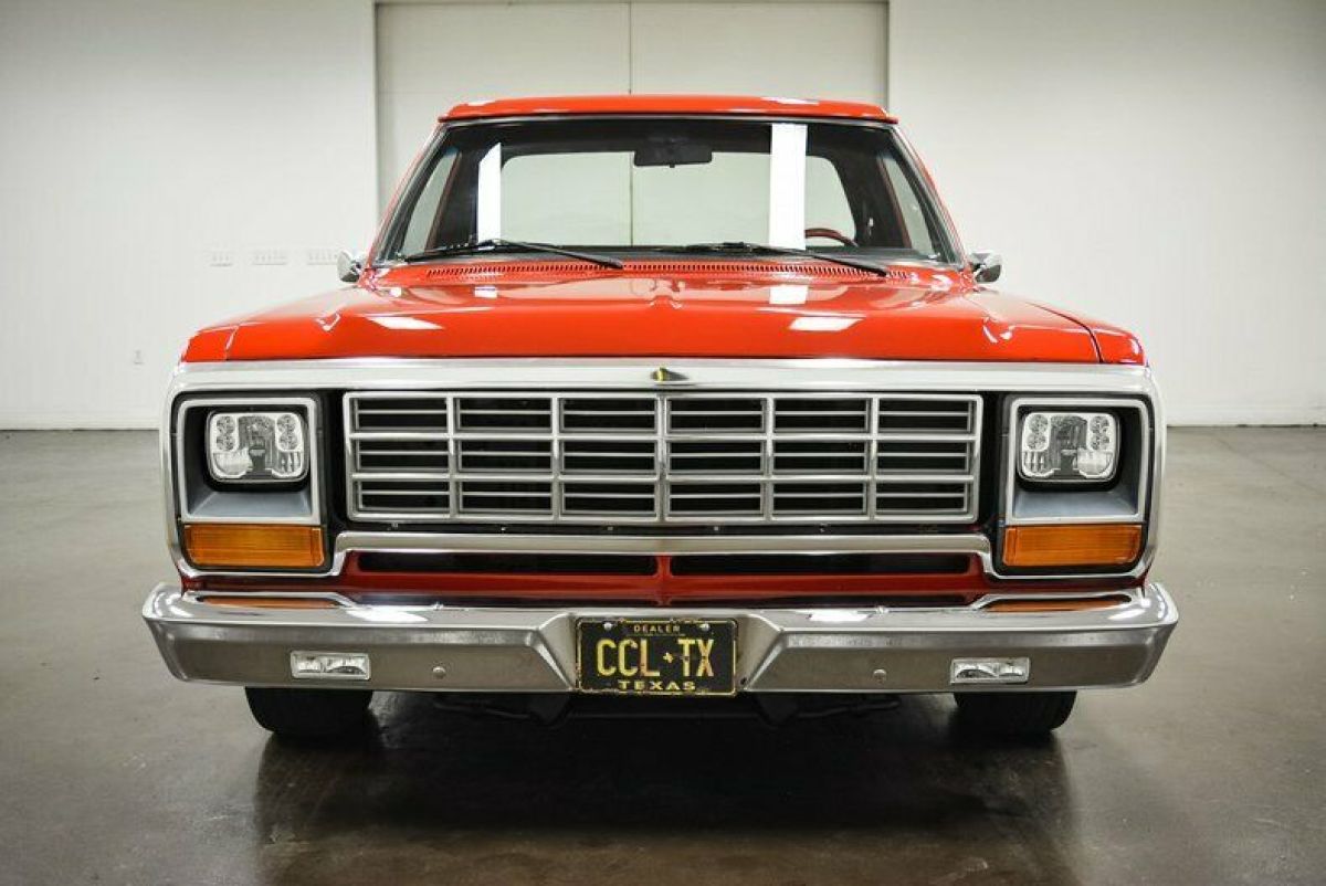 1983 Dodge Other Pickups - photo 2