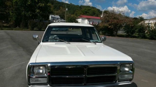 1983 Dodge Ram 3500 - photo 5