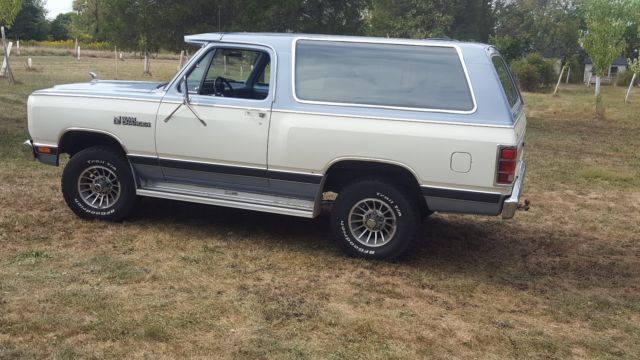 1983 Dodge Ramcharger - photo 3