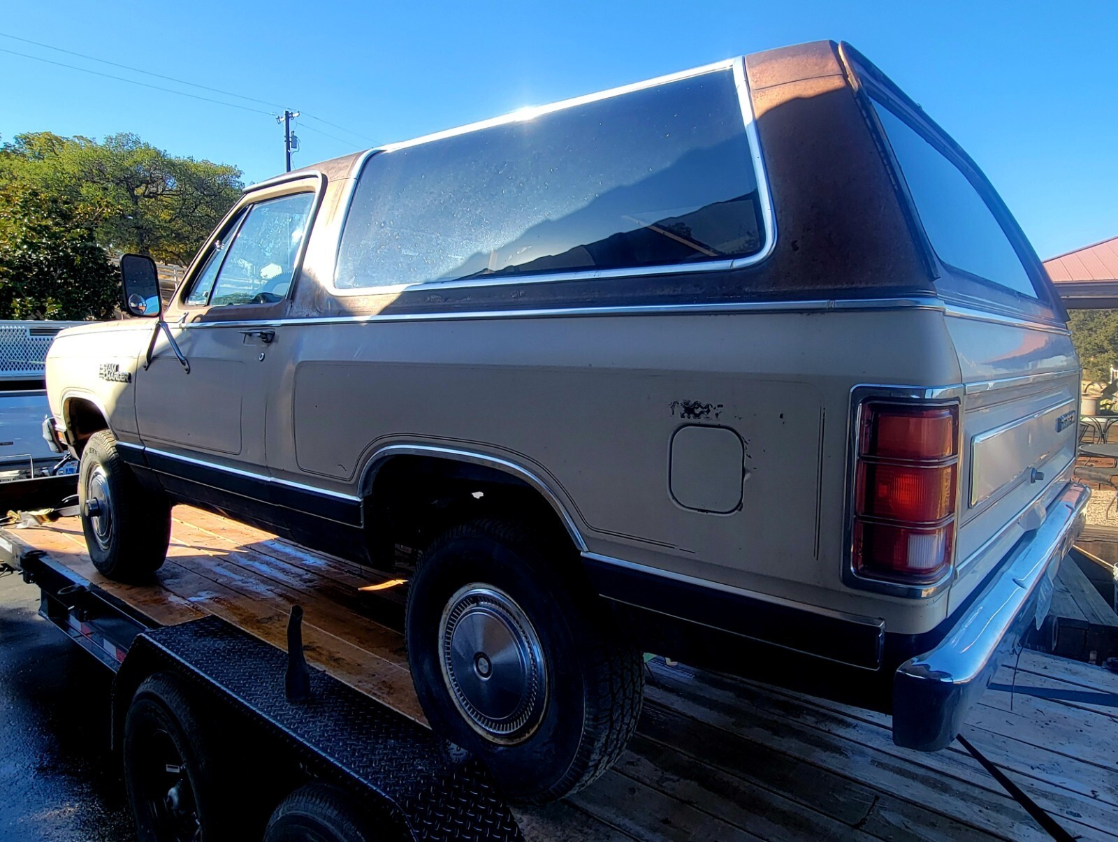 1983 Dodge Ramcharger AW-100 SE PROSPECTOR ROYALE - photo 3