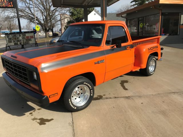 1983 Dodge Other Pickups - photo 2