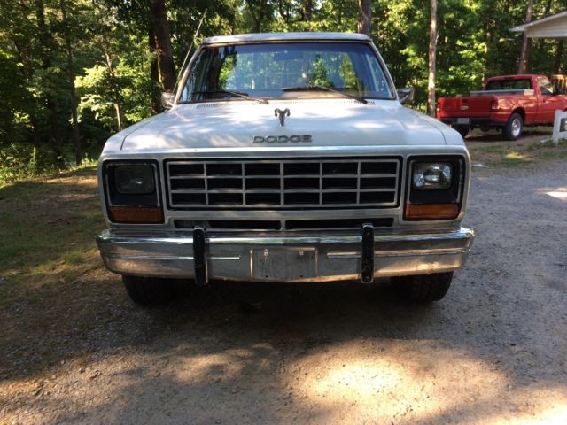 1983 Dodge Other Pickups - photo 2