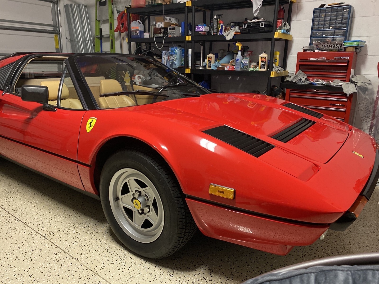 1983 Ferrari 308 GTS QUATTRO - photo 2