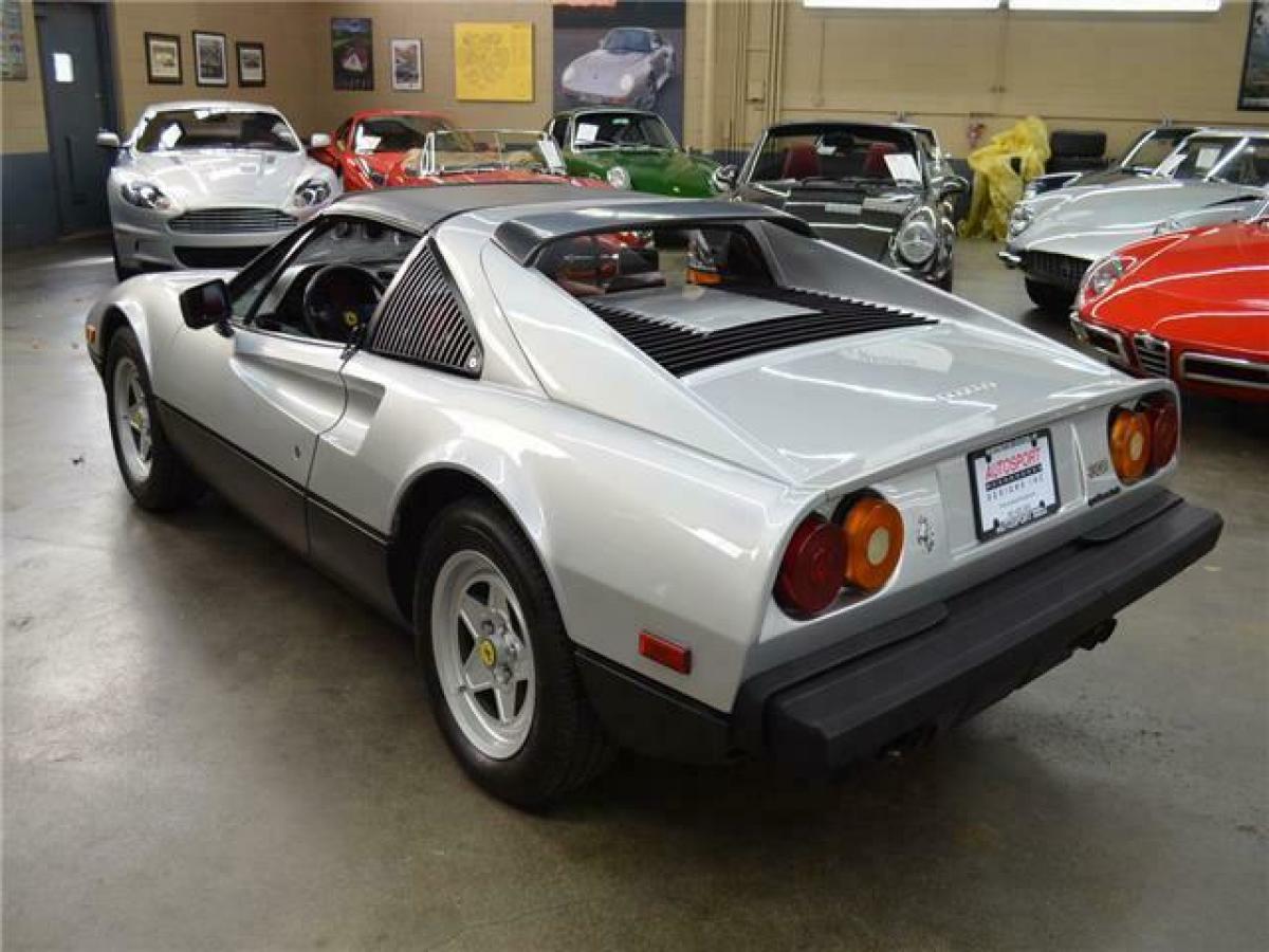 1983 Ferrari 308 GTS - photo 7