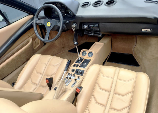 1983 Ferrari 308 2-door Targa roof - photo 13
