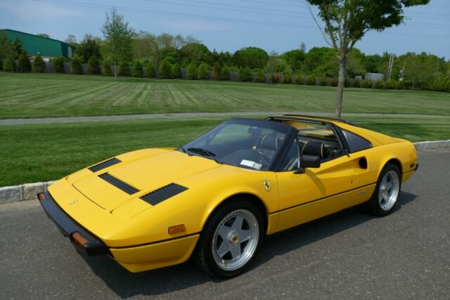 1983 Ferrari 308 GTSi Quattrovalvole - photo 11