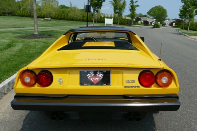 1983 Ferrari 308 GTSi Quattrovalvole - photo 7