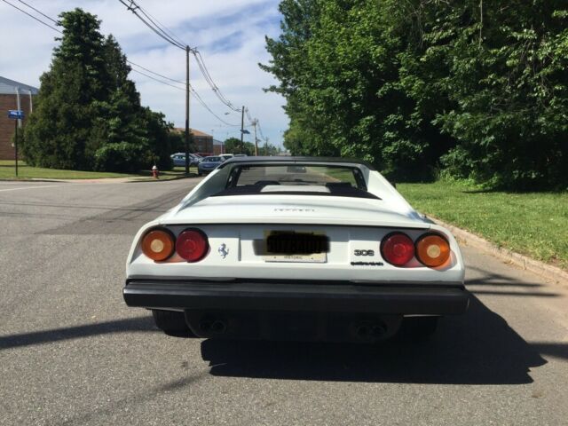 1983 Ferrari 308 - photo 5