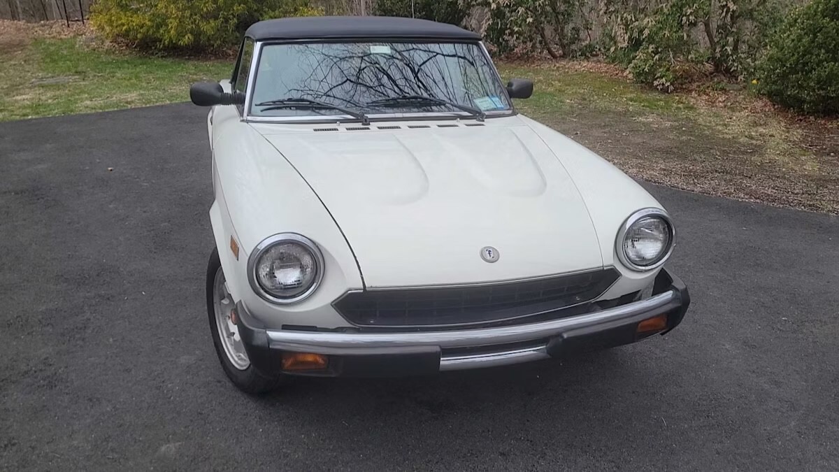 1983 Fiat 124 Spider - photo 4