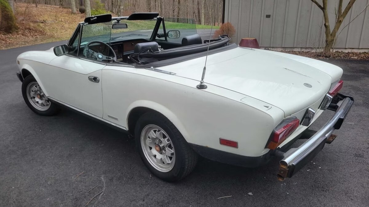 1983 Fiat 124 Spider - photo 7