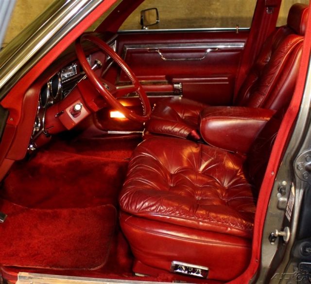 1983 Chrysler New Yorker Fifth Avenue - photo 11