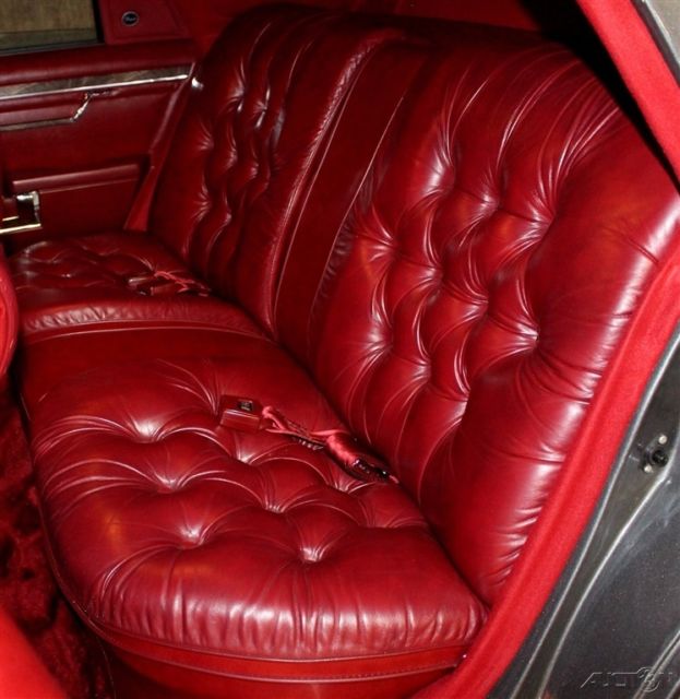 1983 Chrysler New Yorker Fifth Avenue - photo 12