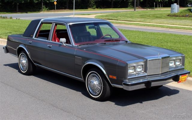 1983 Chrysler New Yorker Fifth Avenue - photo 4