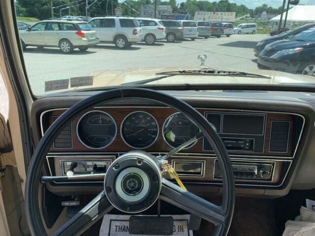 1983 Dodge Ram 1500 CUSTOM - photo 9
