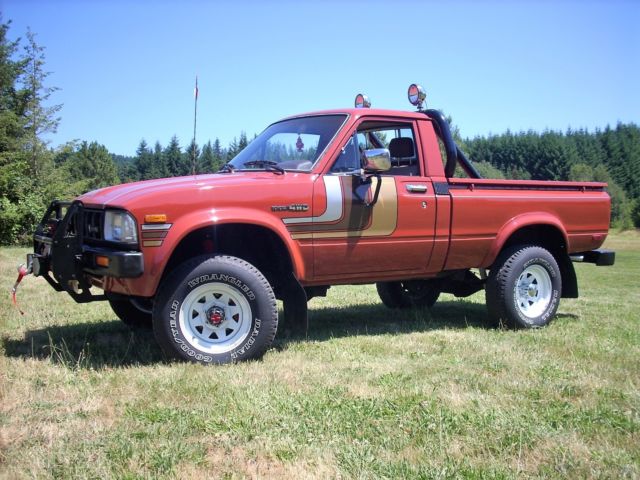 1983 First Generation 4WD Toyota Pickup Truck 5-Speed SR5 Hilux 1983 Toyota Other SR5