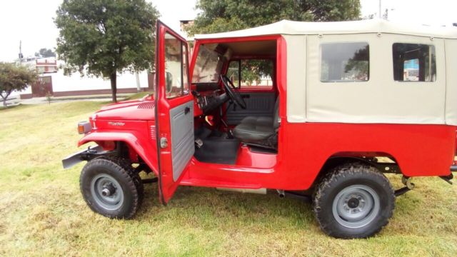 1983 Toyota Land Cruiser - photo 2