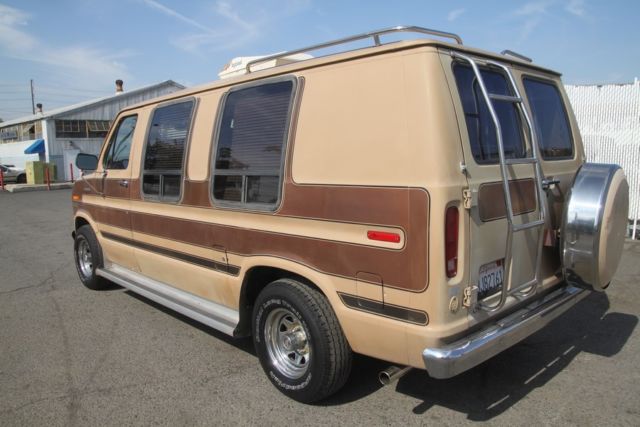 1983 Ford E-Series Van Contempo C - photo 3
