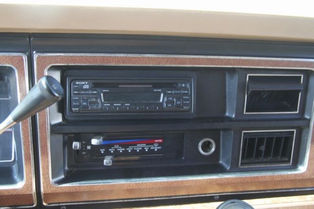1983 Ford E-Series Van Contempo C - photo 9