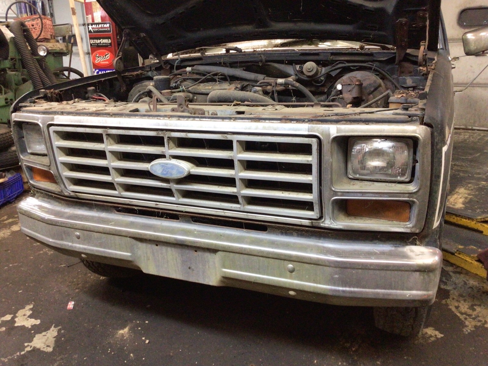 1983 Ford F-100 - photo 2