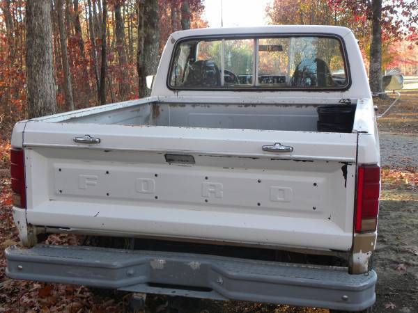 1983 Ford F-150 Base Standard Cab Pickup 2-Door - photo 5