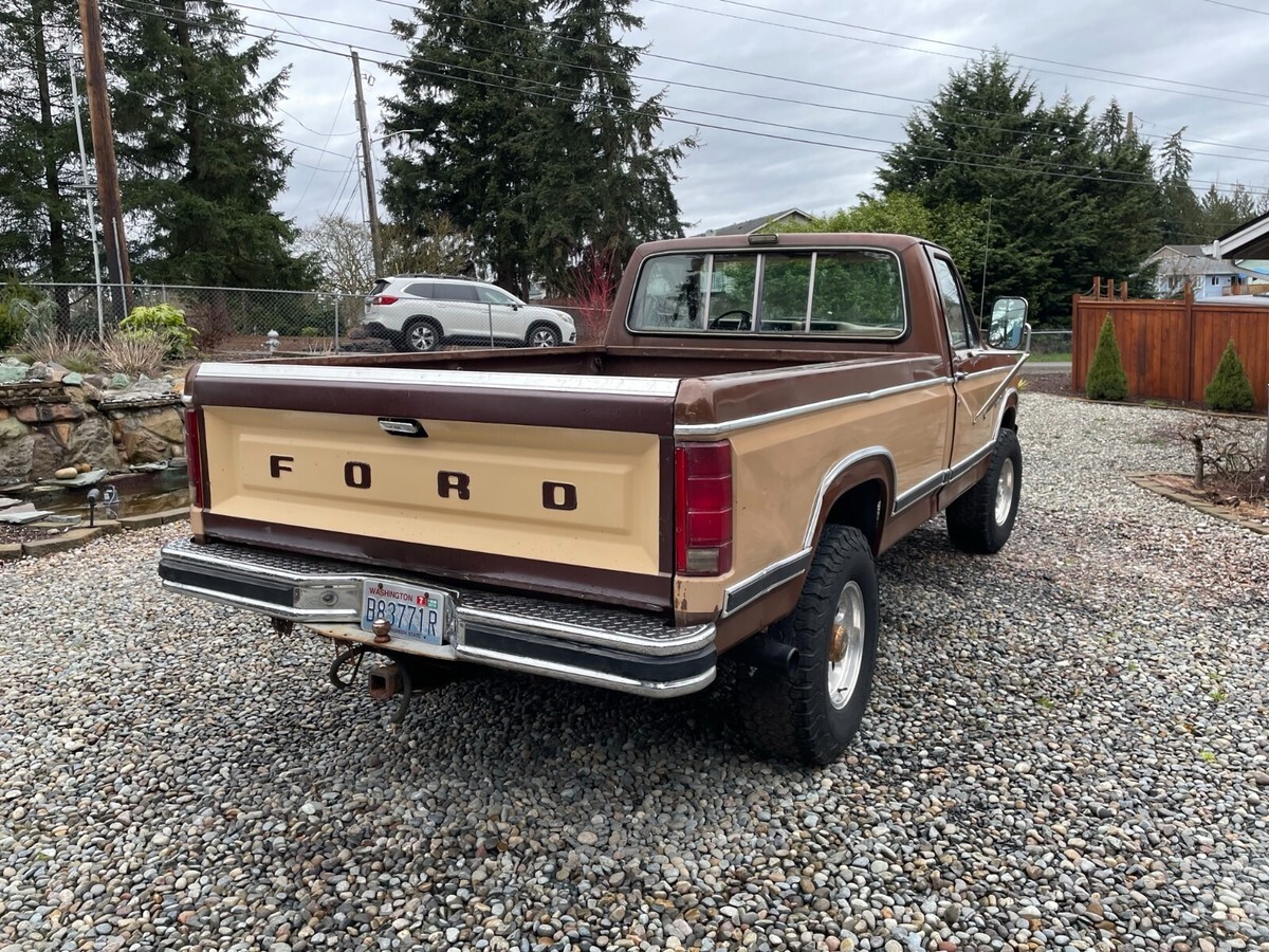 1983 Ford F-250 XLT - photo 13