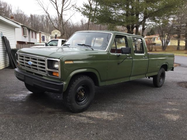 1983 Ford F-350 crew cab 2wd truck. Rare 1983 Ford Other