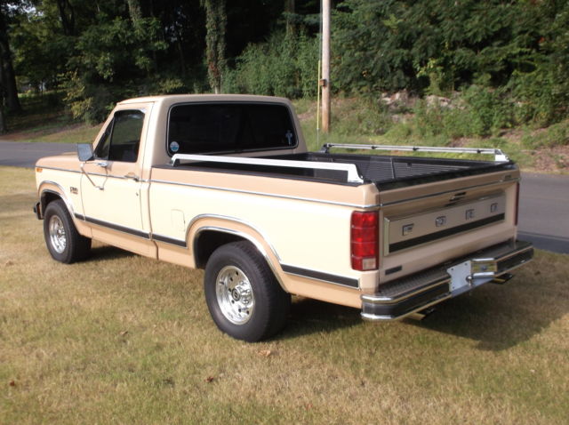 1983 Ford F-100 XLT - photo 4