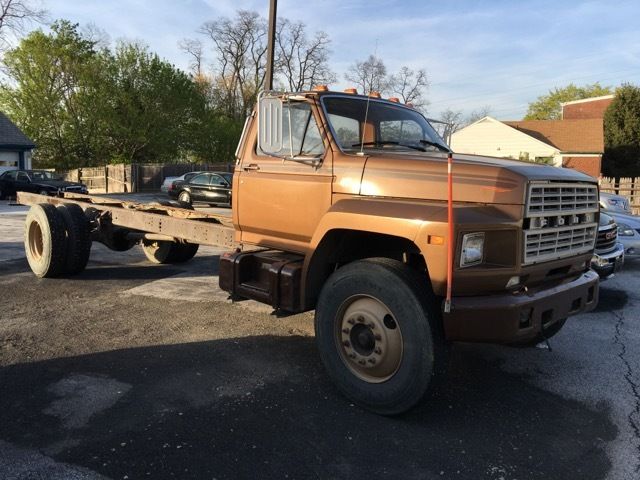 1983 Ford F800 F Series F800 Deutz Diesel inline 6 Dually, Automatic 1983 Ford Other