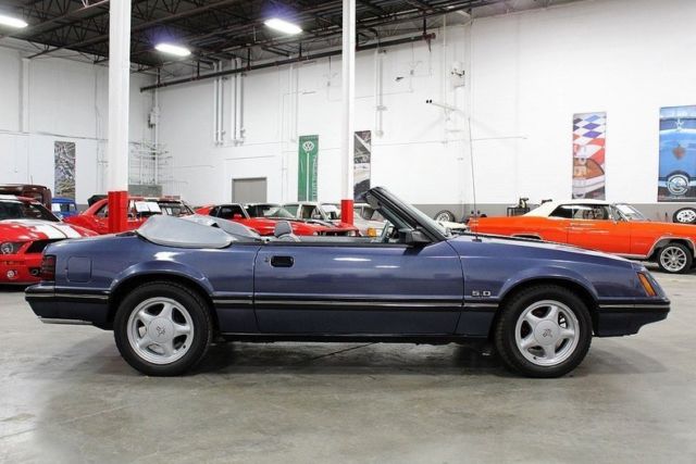 1983 Ford Mustang GLX - photo 6