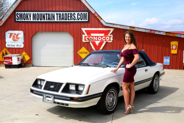 1983 Ford Mustang GLX Convertible LOW MILEAGE Survivor 5.0L V8 5Speed AC 1983 Ford Mustang GLX