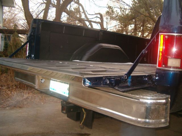 1983 GMC Sierra 2500 - photo 5