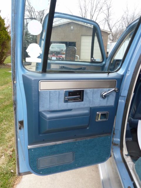 1983 GMC Sierra 3500 Crew Cab Dually - photo 8
